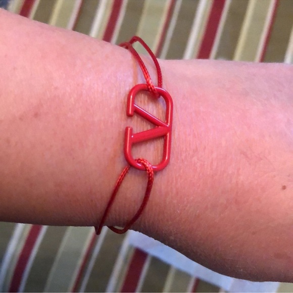 Brand New Valentino Garavani Red Bracelet - Picture 3 of 3